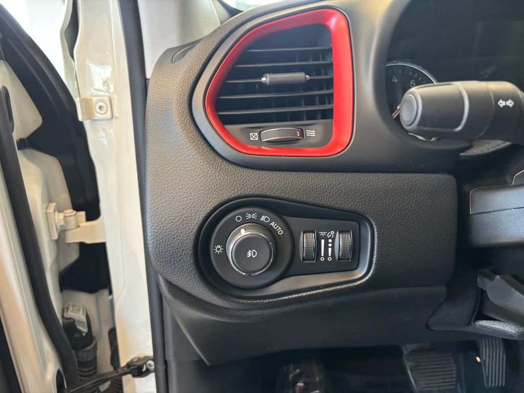 2022 Jeep Renegade Trailhawk