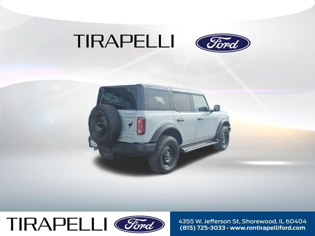 New 2026 White Ford Outer Banks image 8