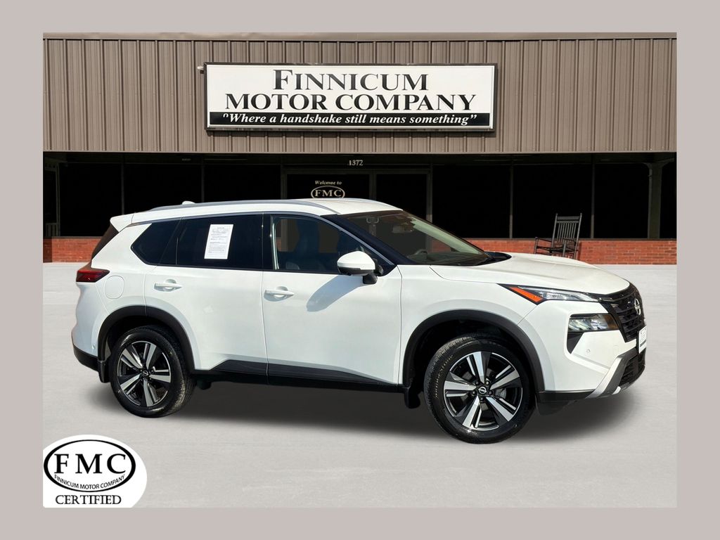 Everest White Pearl 2025 Nissan Rogue SL AWD SUV / Crossover All-Wheel Drive Continuously Variable Transmission