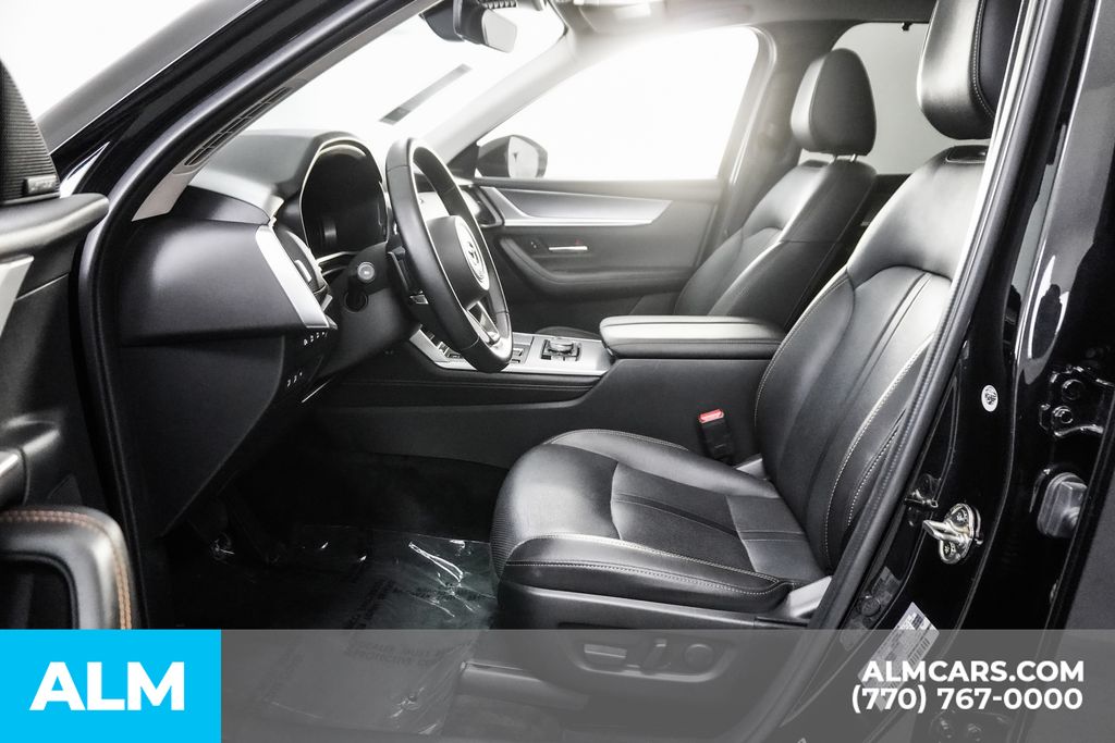 2025 Mazda CX-70 Premium Package - Photo 17
