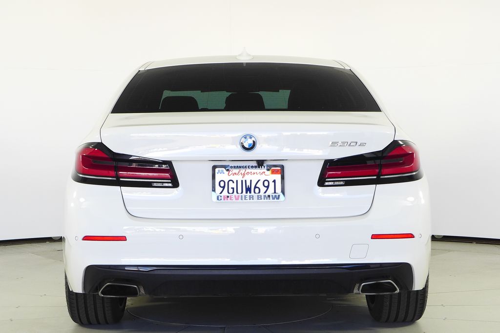 Thumbnail: 2023 BMW 5 Series - 8