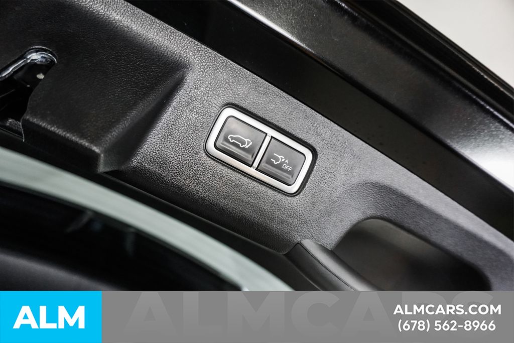 Used 2025 Black Kia SX Prestige image 33
