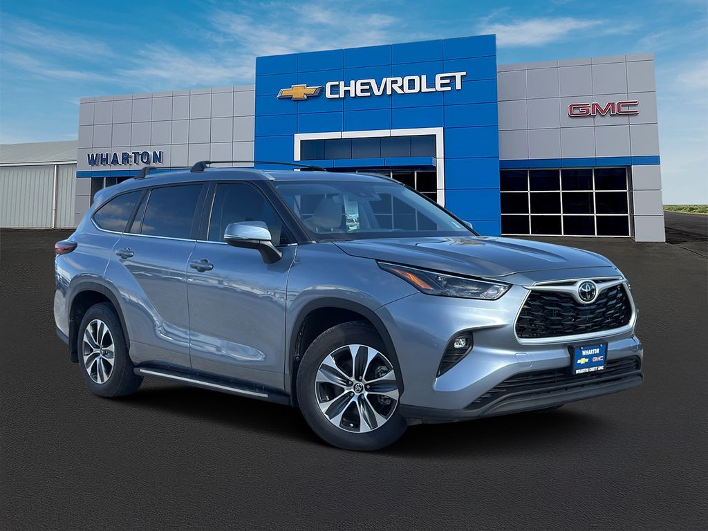 2024 Toyota Highlander XLE AWD