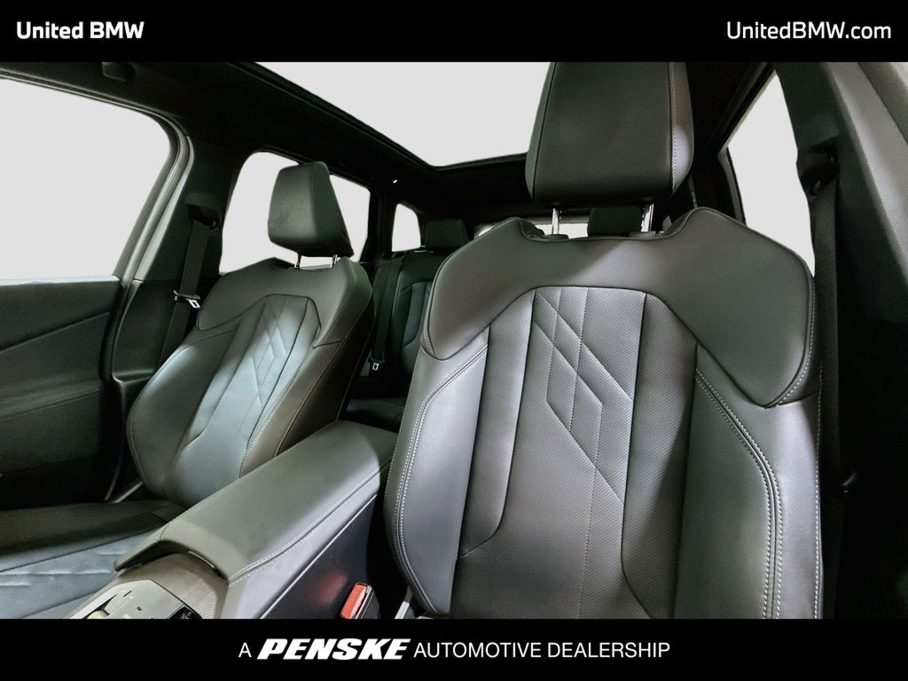 Thumbnail: 2025 BMW X3 - 12
