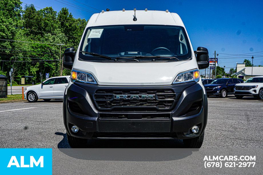Used 2025 White Ram High Roof image 9