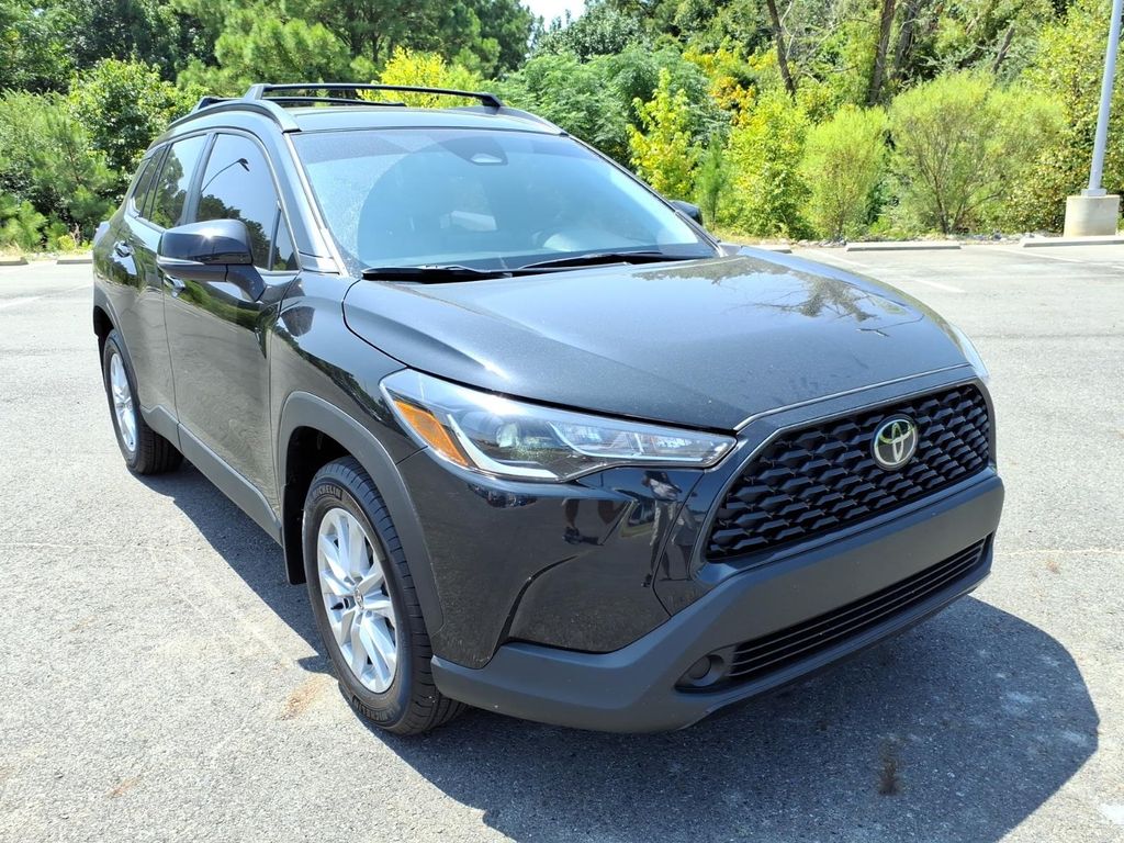 2024 Toyota Corolla Cross LE FWD