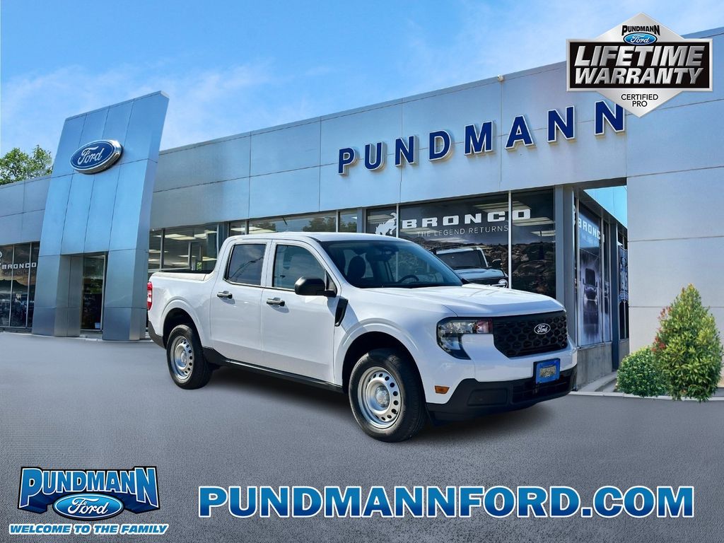 Oxford White 2026 Ford Maverick Pickup Truck Front-Wheel Drive Automatic