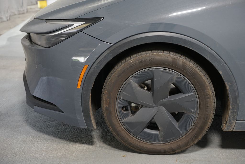 Thumbnail: 2023 Toyota Prius - 5