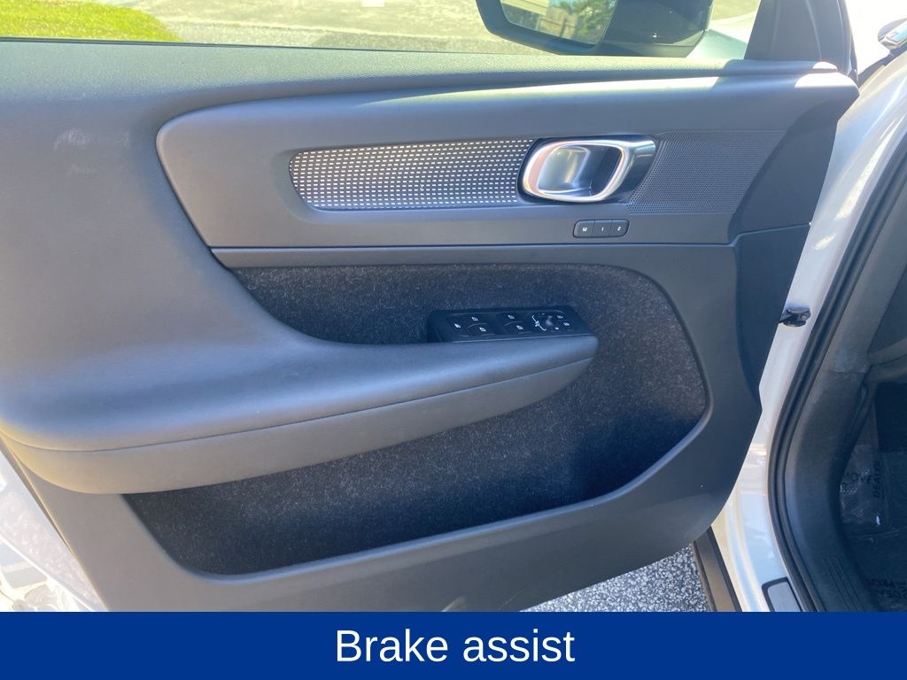 2019 Volvo XC40 R-Design - 10