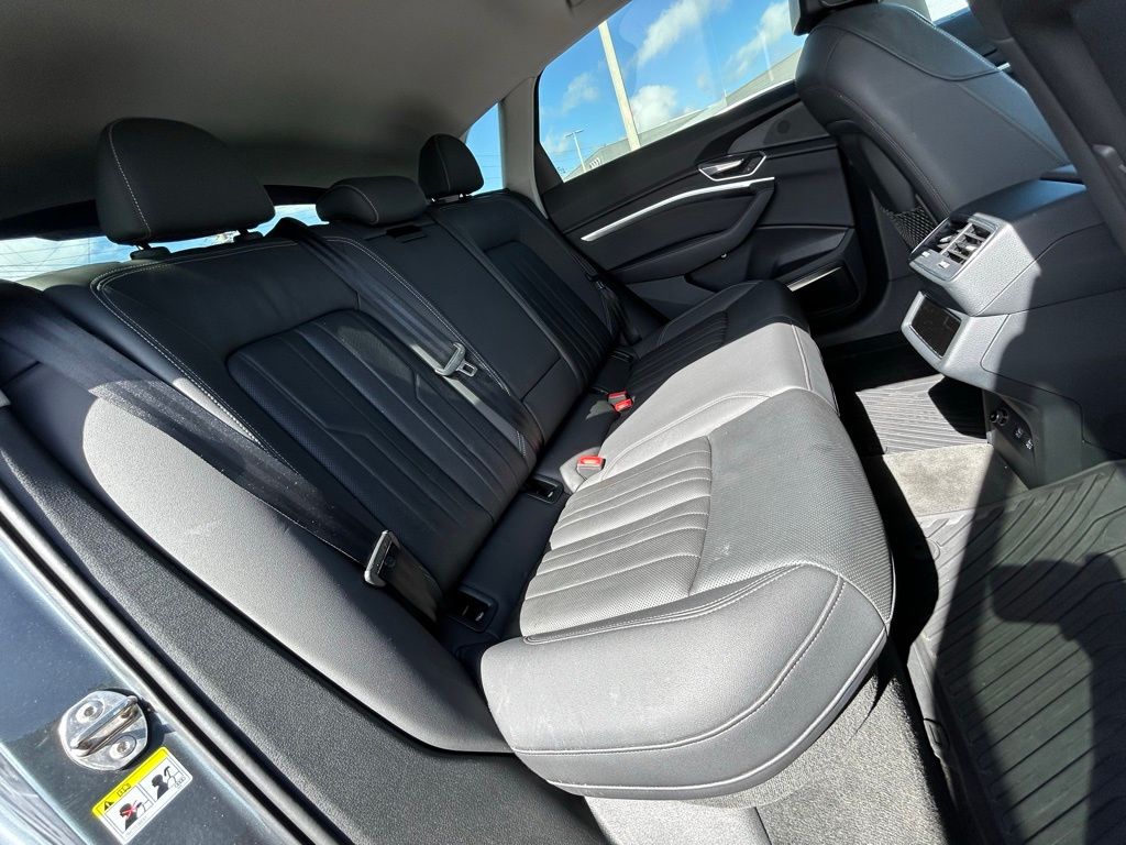 Used 2019 Gray Audi Premium Plus image 46