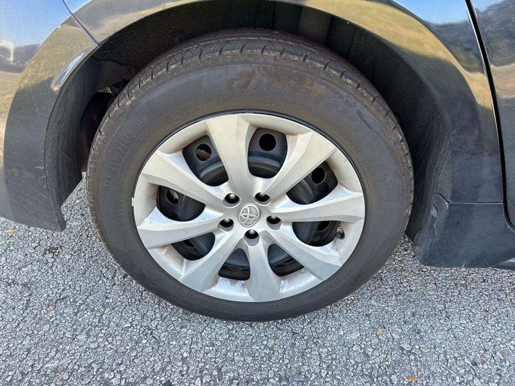 Thumbnail: 2022 Toyota Corolla - 9