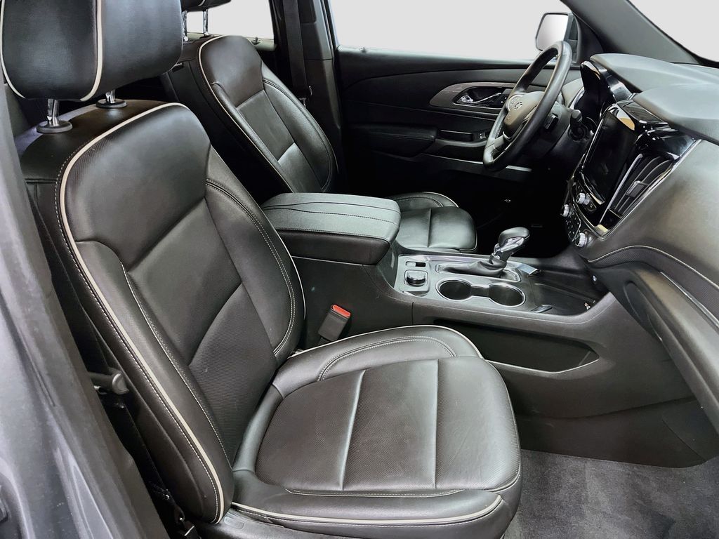 Used 2023 Sterling Gray Metallic Chevrolet Premier image 31
