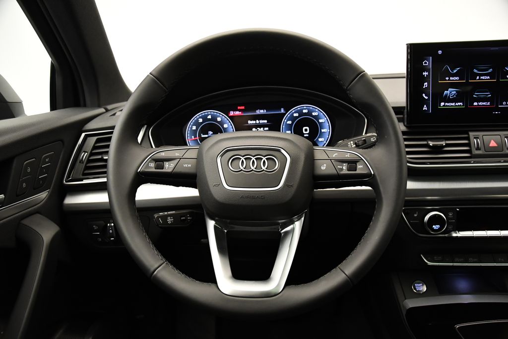 2025 Audi Q5  23