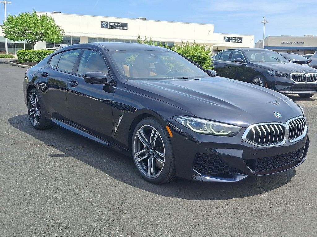 2022 BMW 8 Series  3