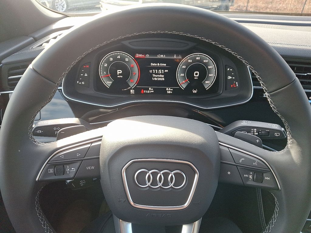 Thumbnail: 2026 Audi Q8 - 9