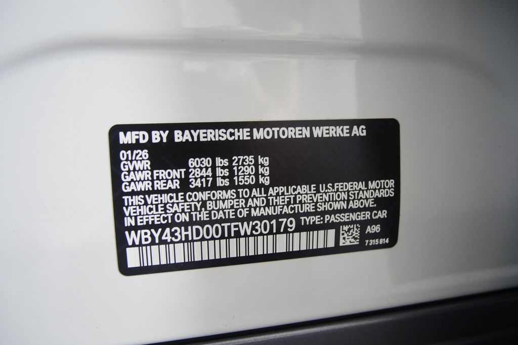 Thumbnail: 2026 BMW i4 - 27