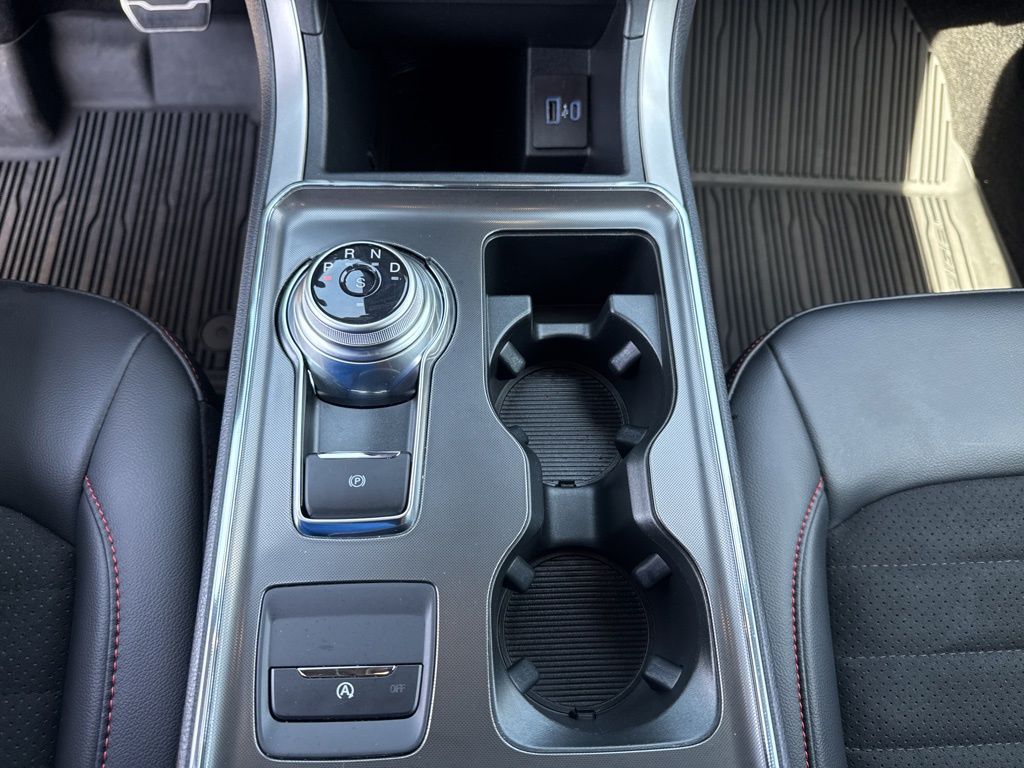 2024 Ford Edge ST-Line