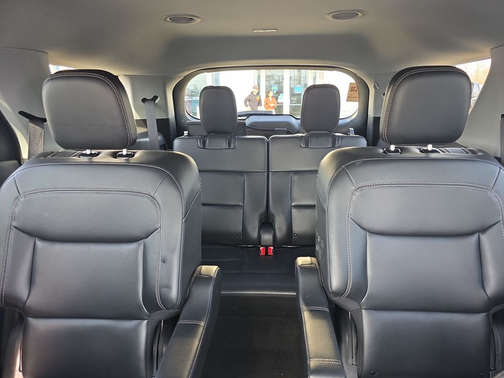 Certified Used 2024 Black Ford XLT image 36