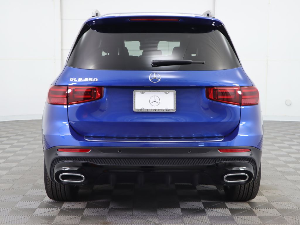 2024 Mercedes-Benz GLB 250 6
