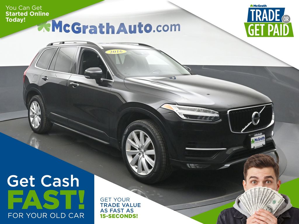 2016 Volvo XC90 T6 Momentum AWD