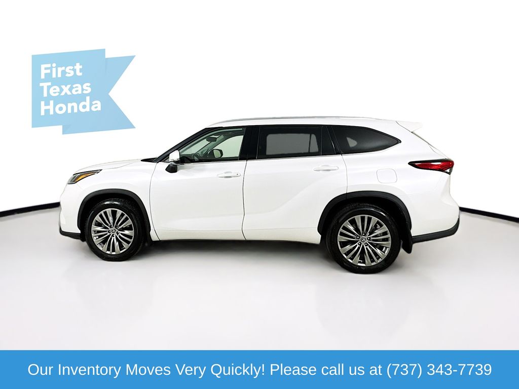 Used Car 2022 Toyota Highlander  Platinum For Sale Under $50,000 In Austin, Texas