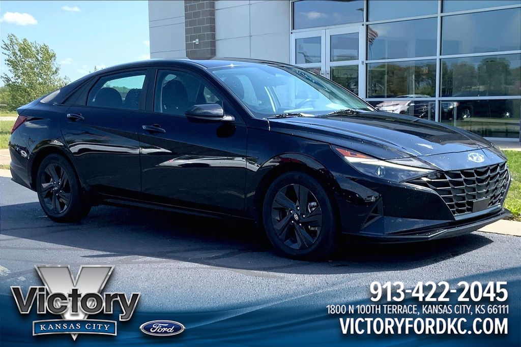 2022 Hyundai Elantra SEL