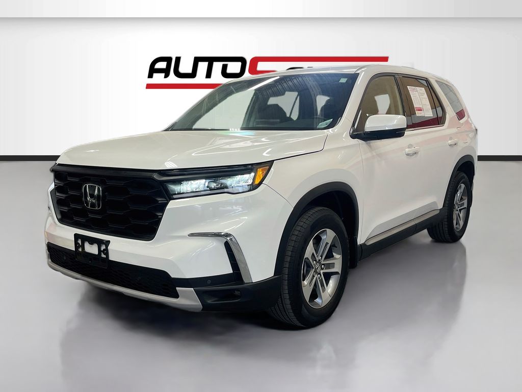 Used 2025 White Honda EX-L image 3