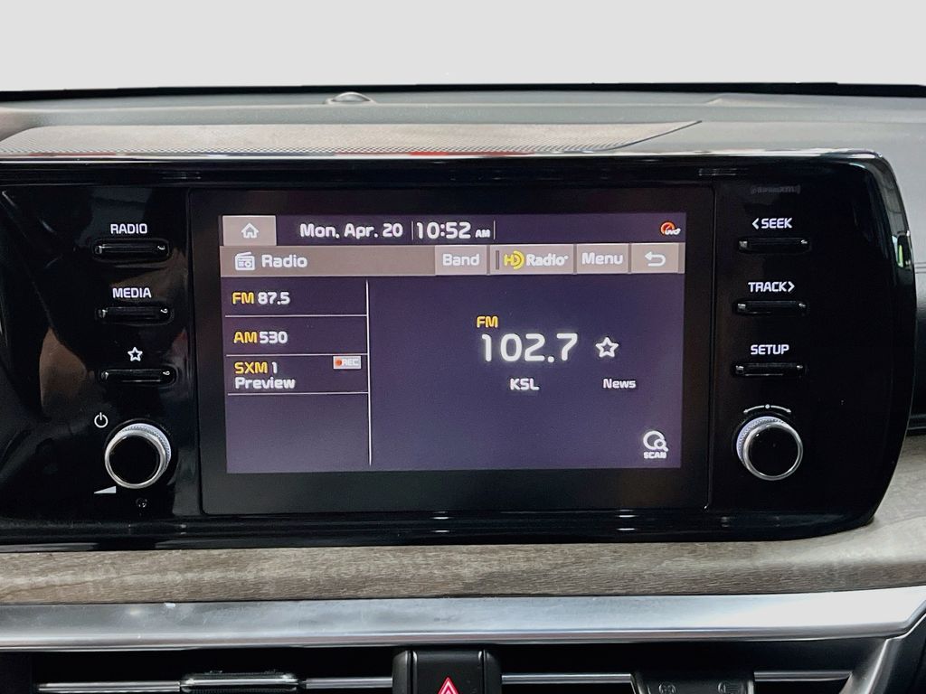 Used 2021 Crystal Beige Kia EX image 14