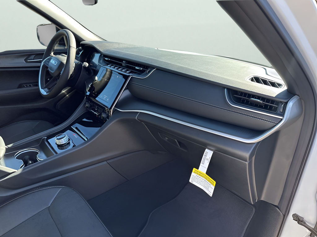 New Car 2025 Jeep Grand Cherokee  For Sale Under $40,000 In Austin, Texas