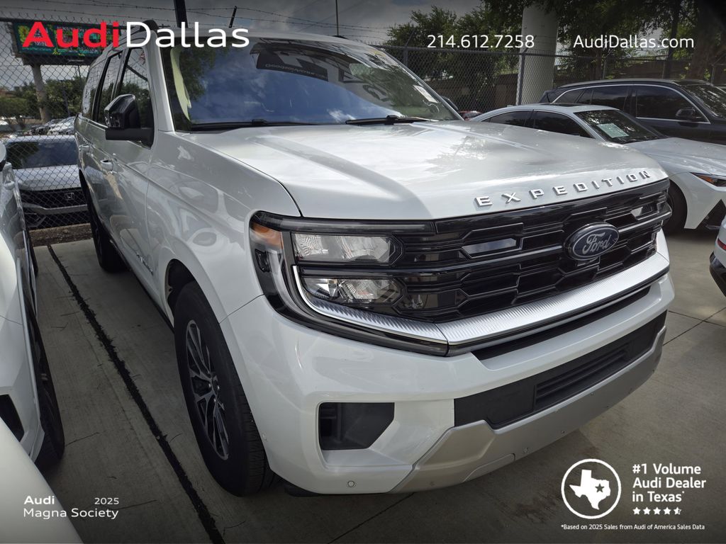 Oxford White 2025 Ford Expedition MAX Platinum 4WD SUV / Crossover Four-Wheel Drive Automatic