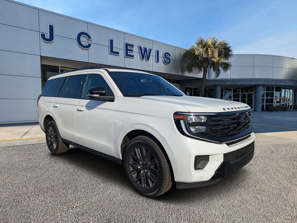 2025 Ford Expedition Platinum