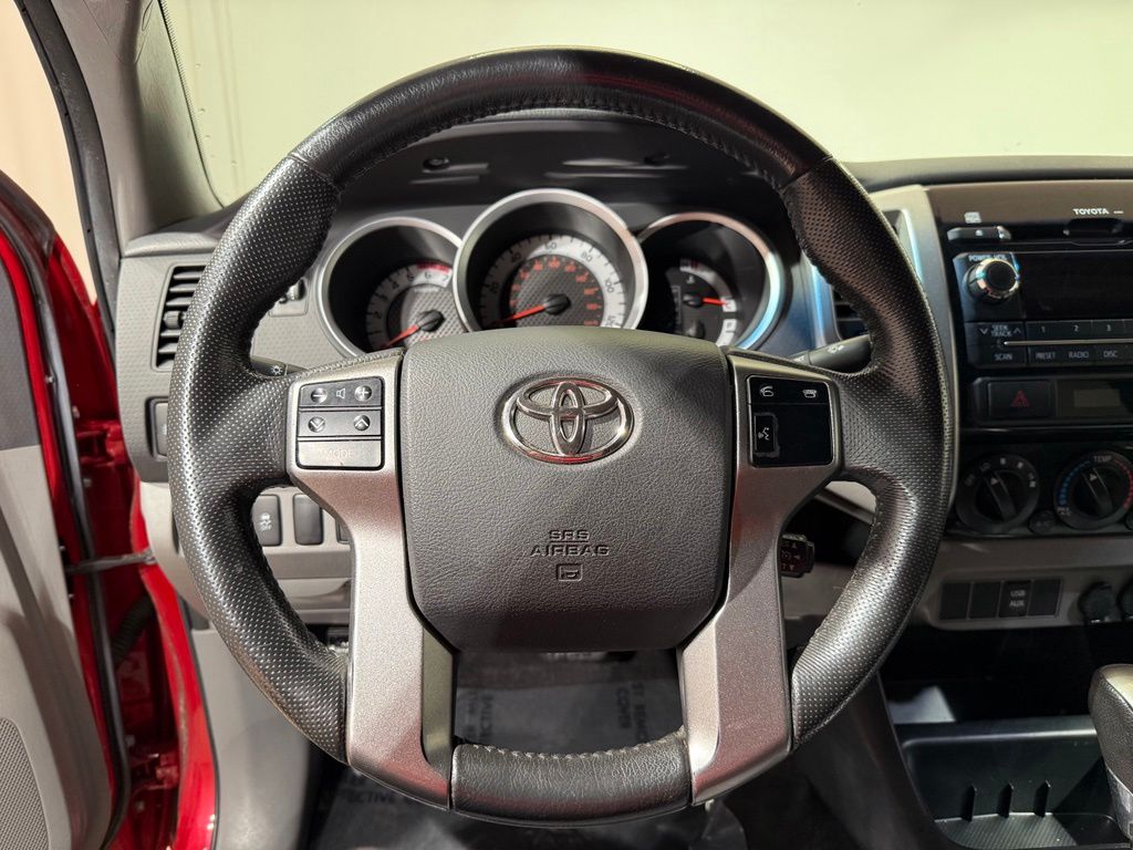 Thumbnail: 2012 Toyota Tacoma - 20