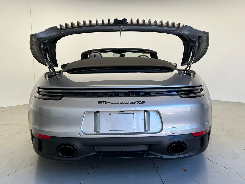 Thumbnail: 2024 Porsche 911 - 20