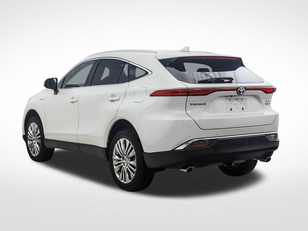 Thumbnail: 2021 Toyota Venza - 3