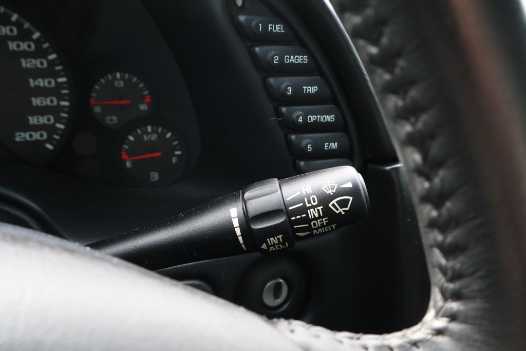 Thumbnail: 2002 Chevrolet Corvette - 18