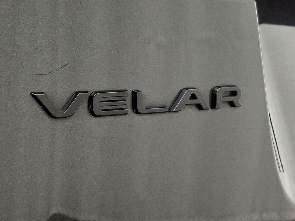 2023 Land Rover Range Rover Velar R-Dynamic S 32