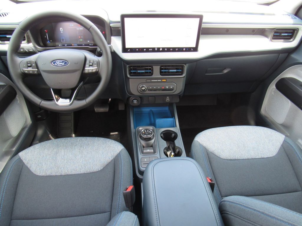 2025 Ford Maverick XLT - Photo 7