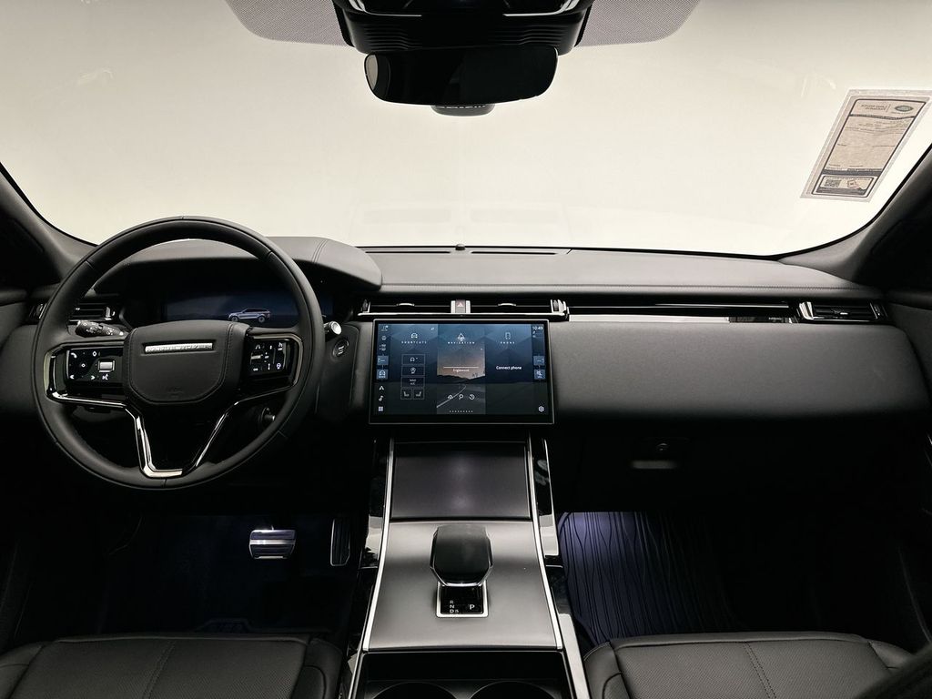 2026 Land Rover Range Rover Velar Dynamic SE 7