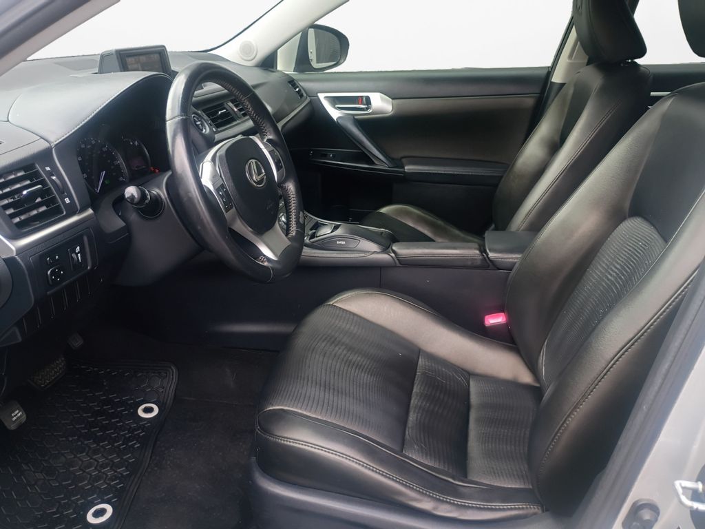 Used Car 2013 Lexus Ct  200h For Sale Under $10,000 In Austin, Texas