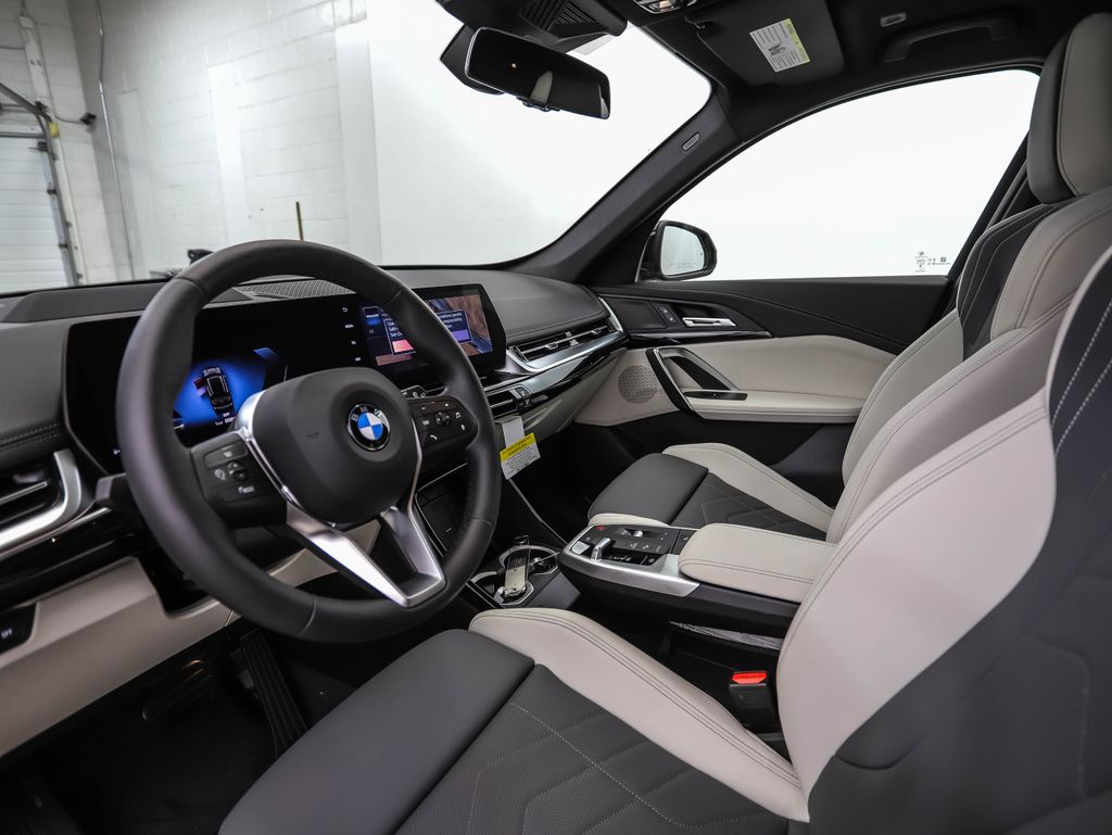 Thumbnail: 2026 BMW X1 - 10