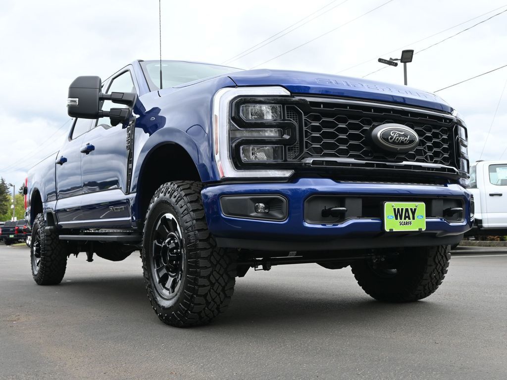 2026 Ford F-350 Super Duty XLT