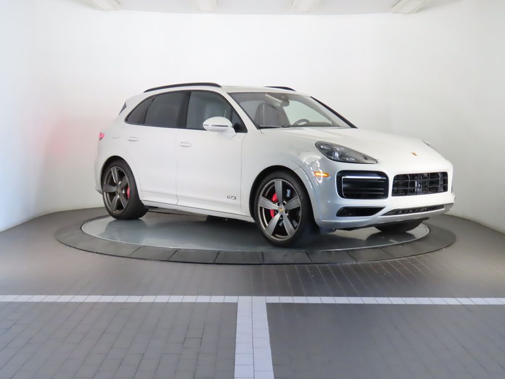 Thumbnail: 2022 Porsche Cayenne - 9