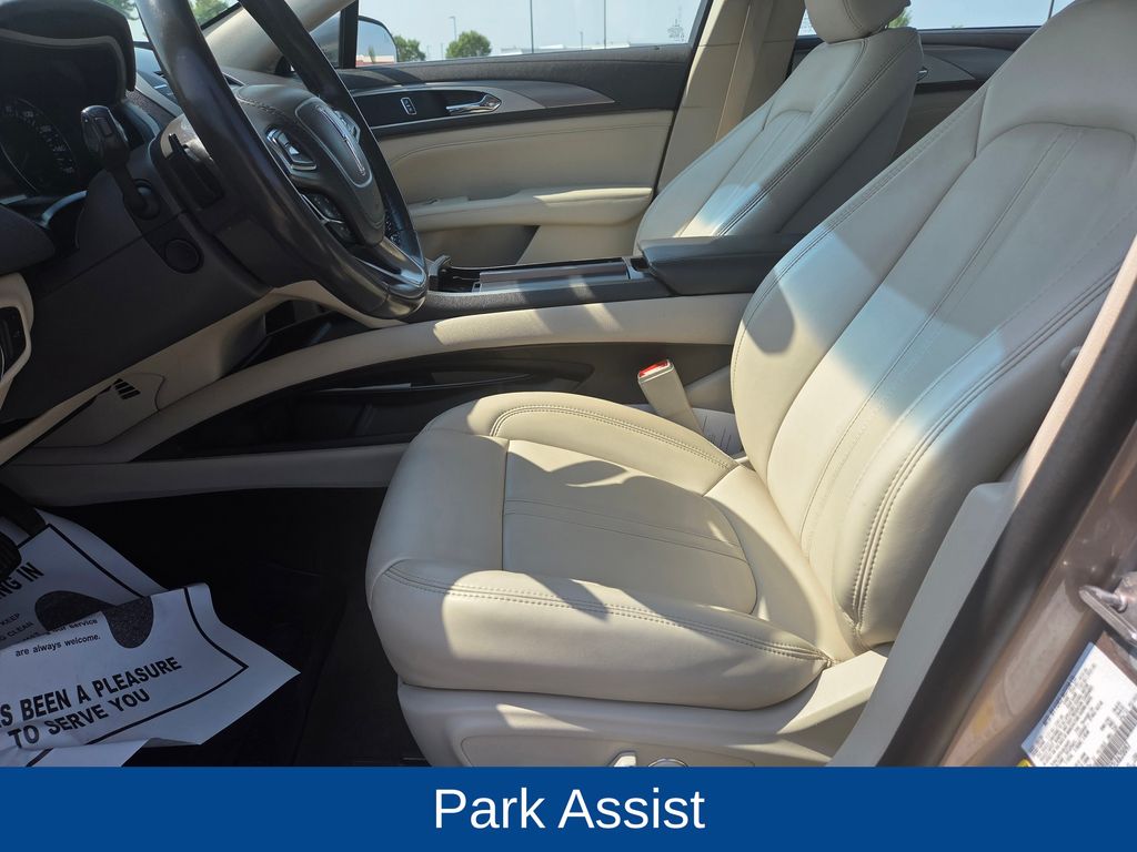 2020 Lincoln MKZ Standard