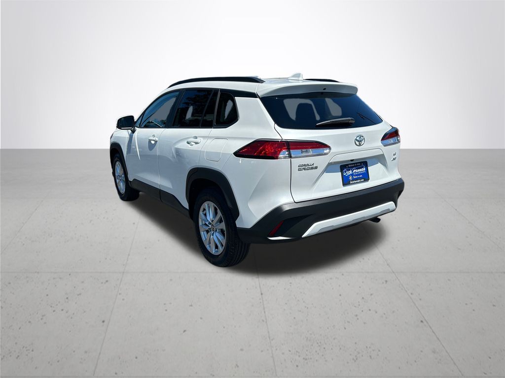 2022 Toyota Corolla Cross LE