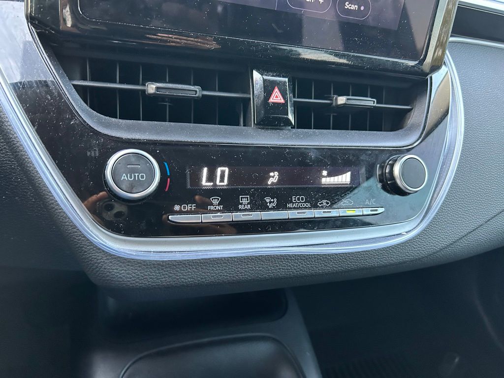 Thumbnail: 2024 Toyota Corolla - 25