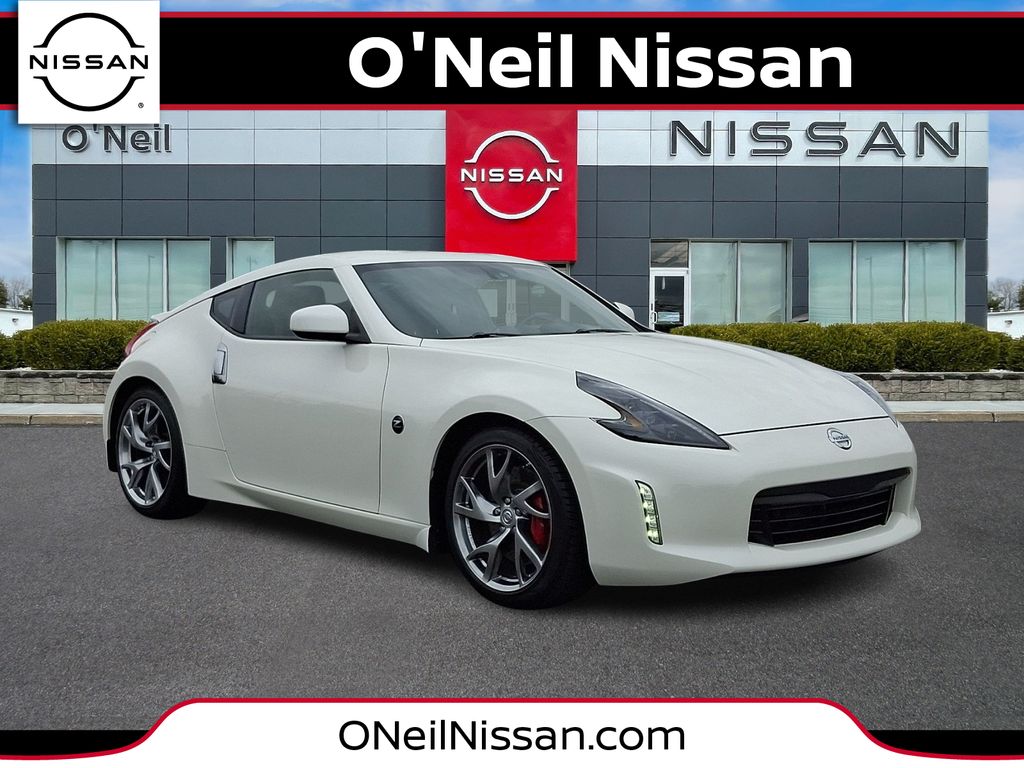 Pearl White 2017 Nissan 370Z Sport Coupe Rear-Wheel Drive 7-Speed Automatic