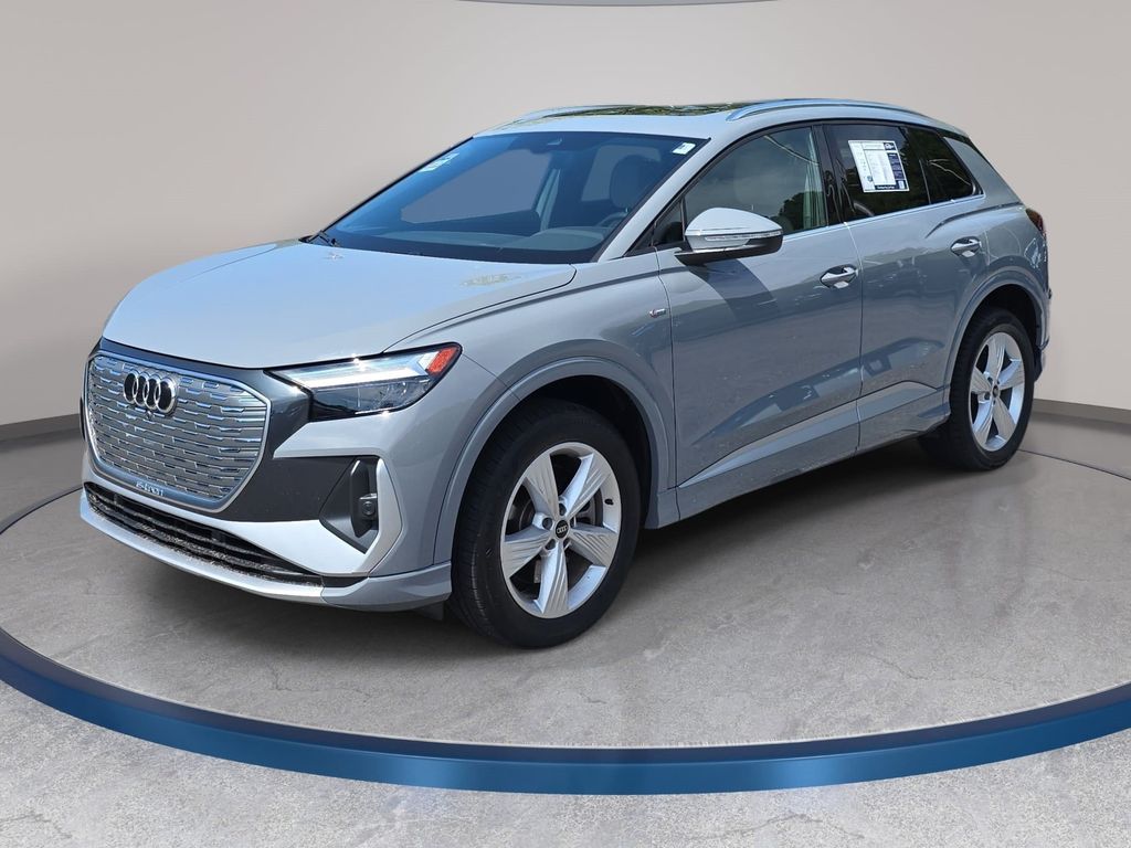 2023 Audi Q4 e-tron quattro Premium 50