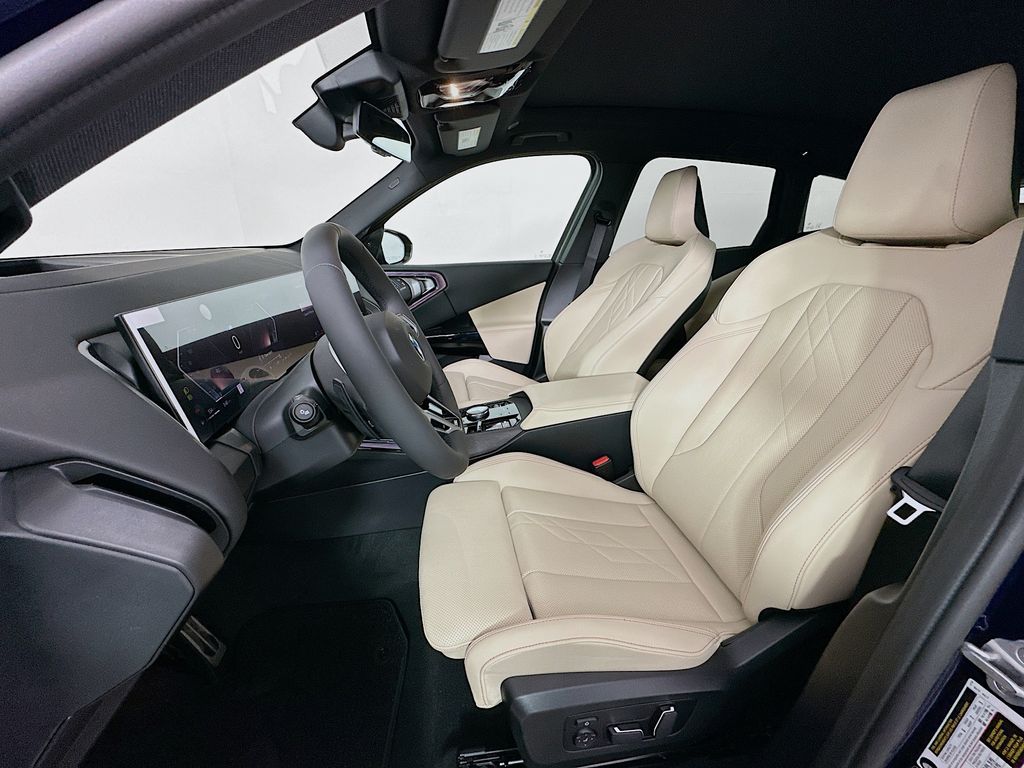 Thumbnail: 2026 BMW X3 - 16