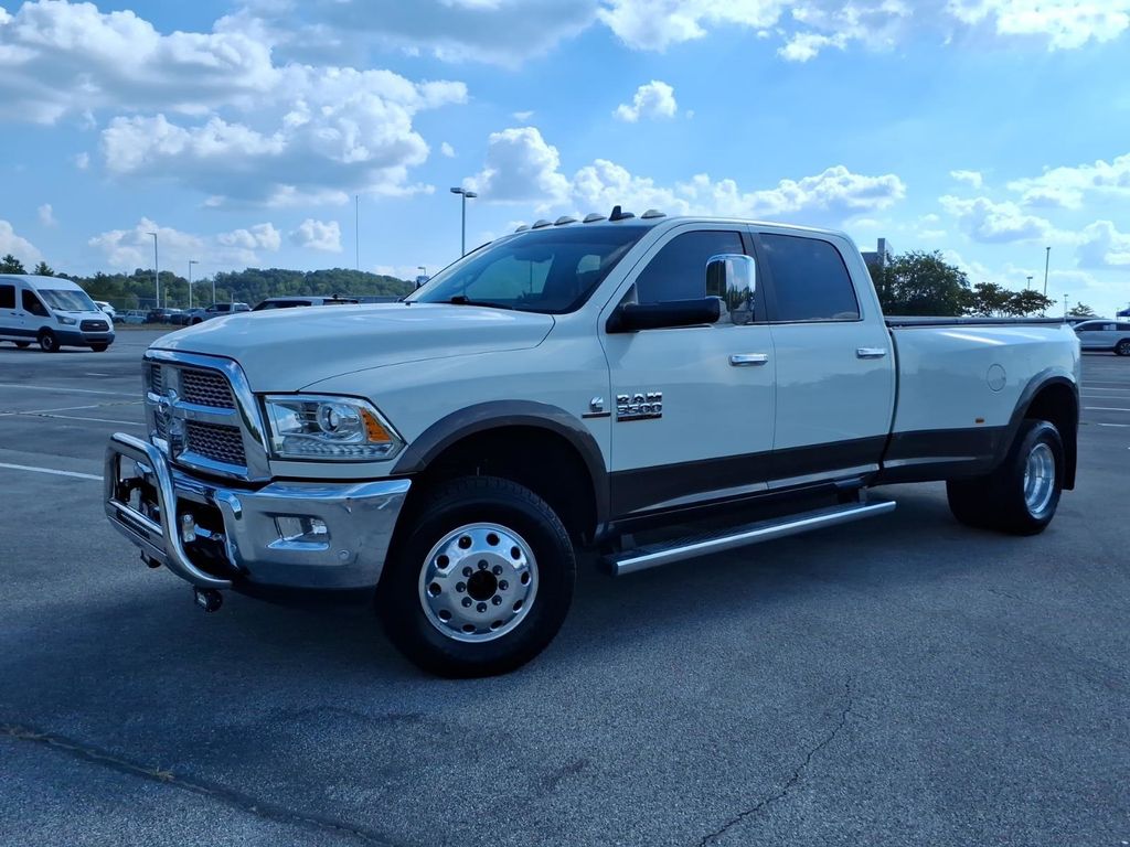 Pearl White 2018 RAM 3500 Pickup Truck Four-Wheel Drive 6-Speed Automatic