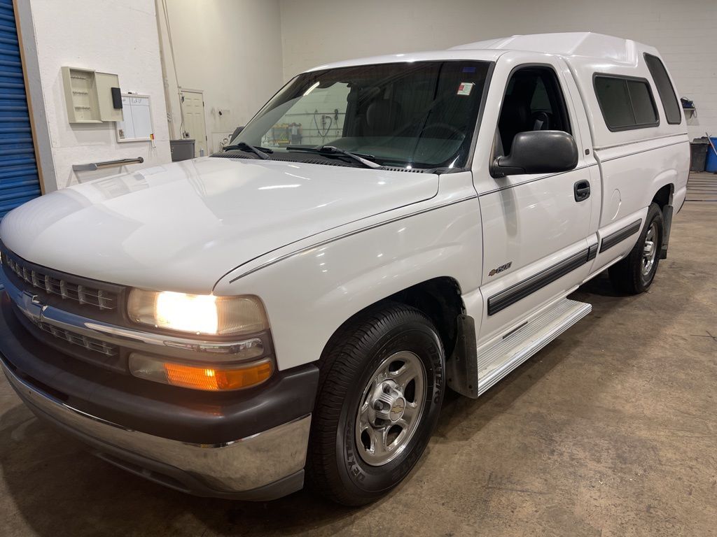 2000 Chevrolet Silverado BASE